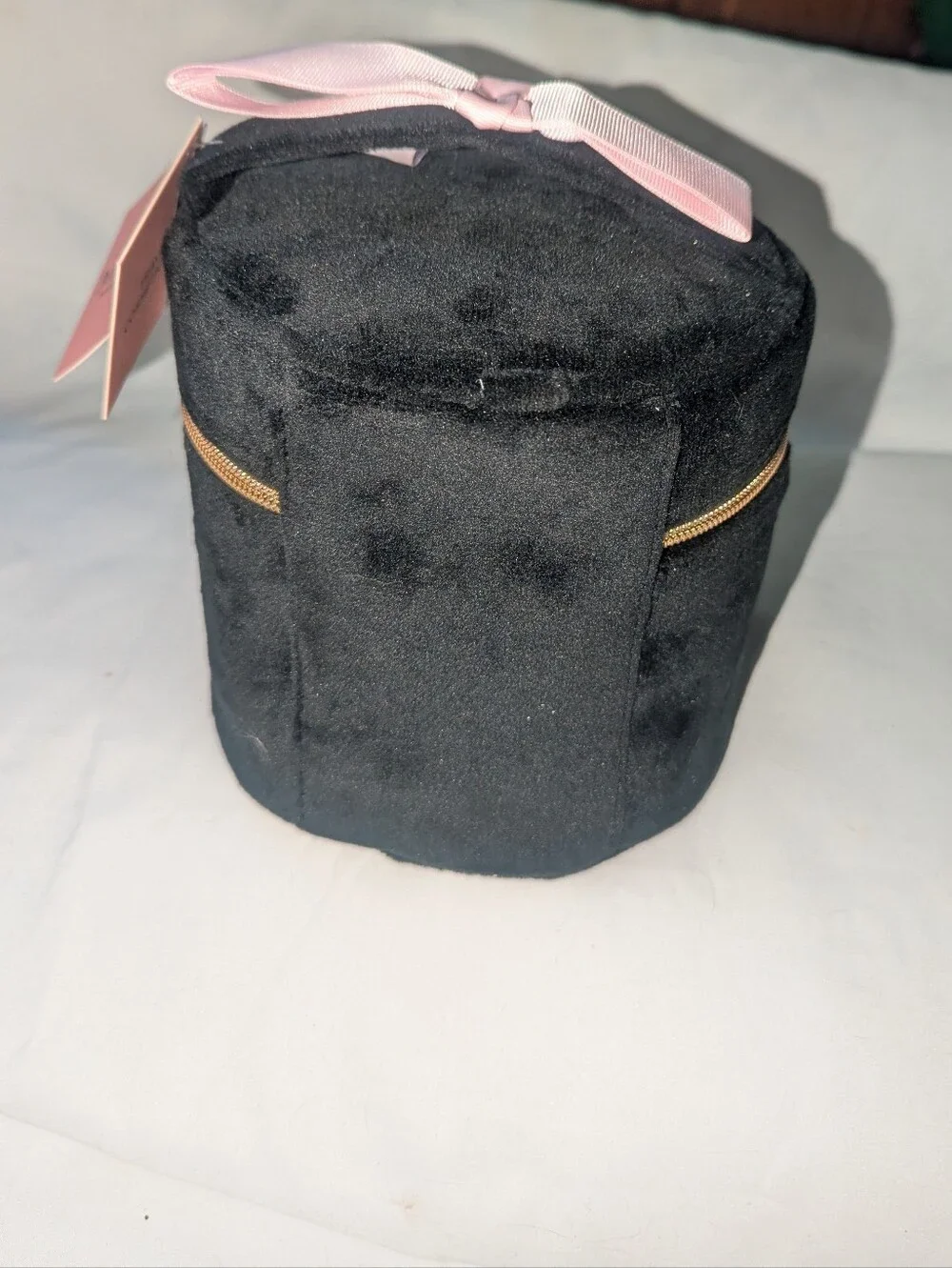 Juicy Couture NWT Black Velvet Cosmetic Case with Pink Bow and Rhinestones